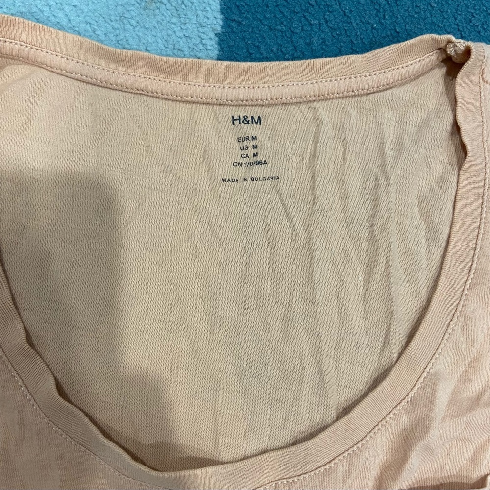 Crop top - Picture 2 of 2
